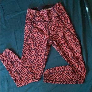 Tiger print leggings